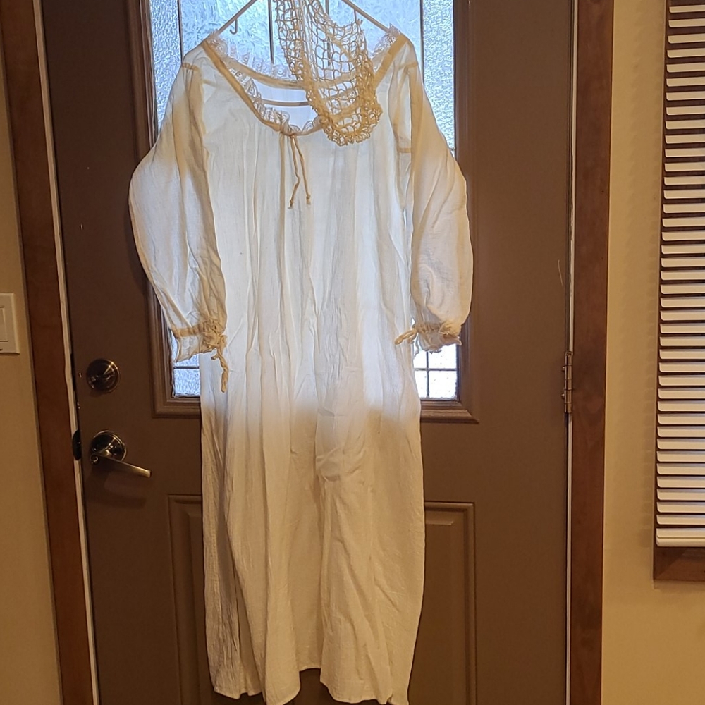Costume